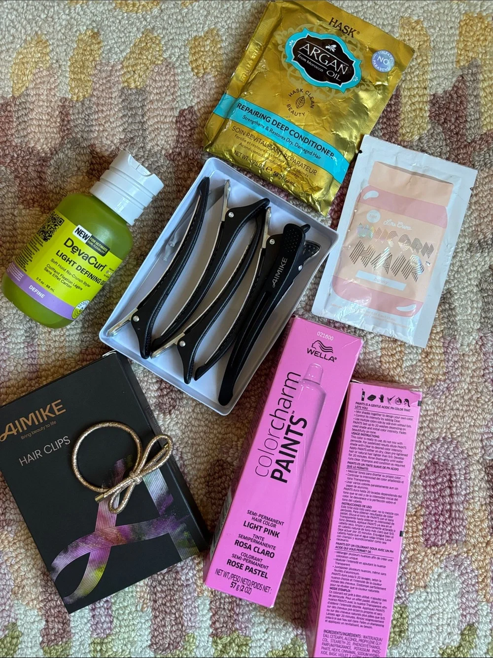 7- pc Hair bundle Colorcharm Paints Light Pink, Lime Crime Unicorn Hair Bunny ++